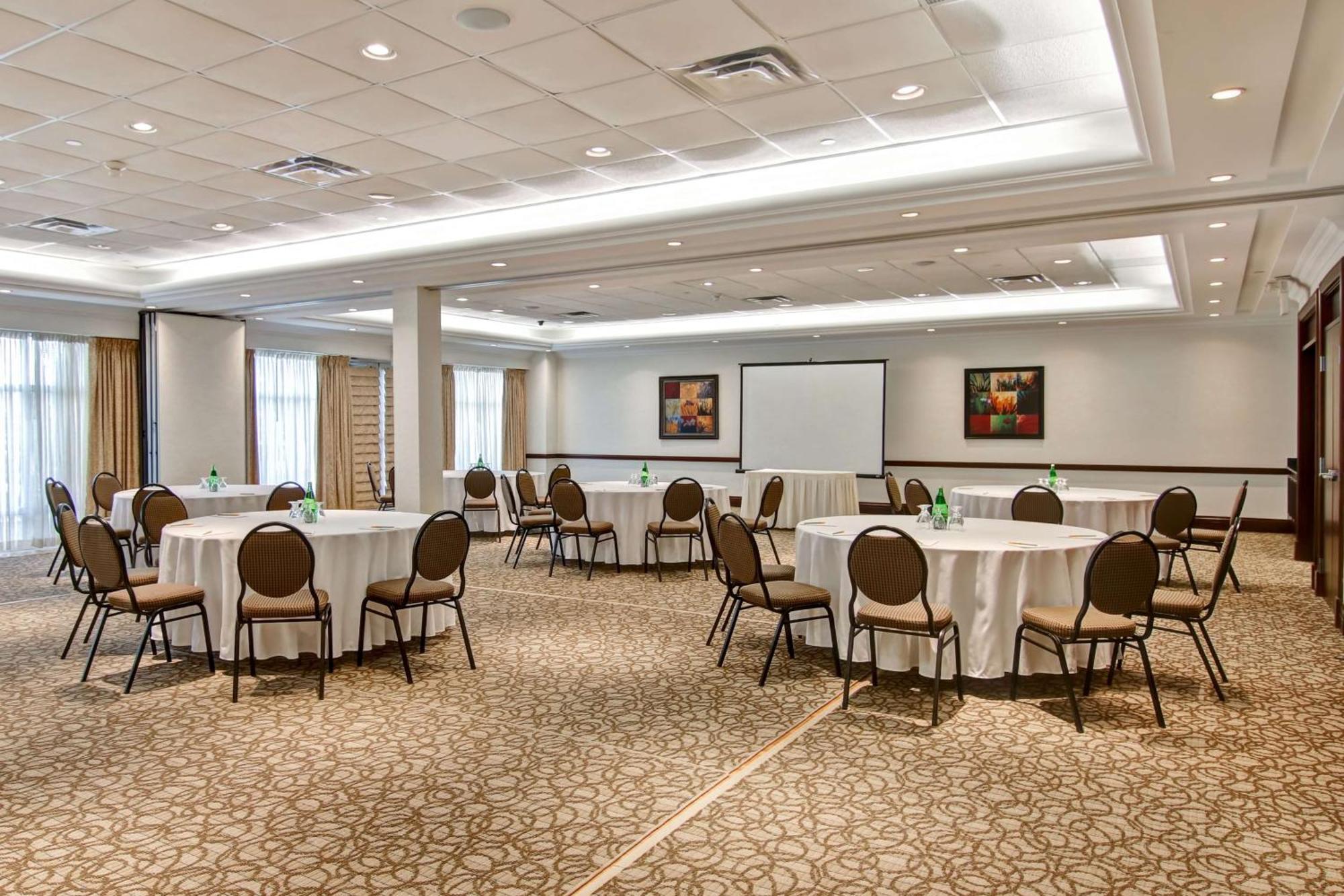 Hilton Garden Inn Toronto/Burlington Exterior foto